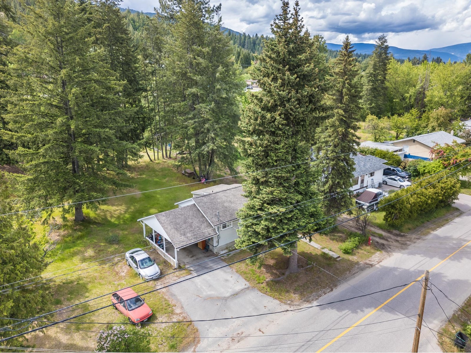 3004 5TH AVE, Castlegar, British Columbia V1N2T8 HouseSigma