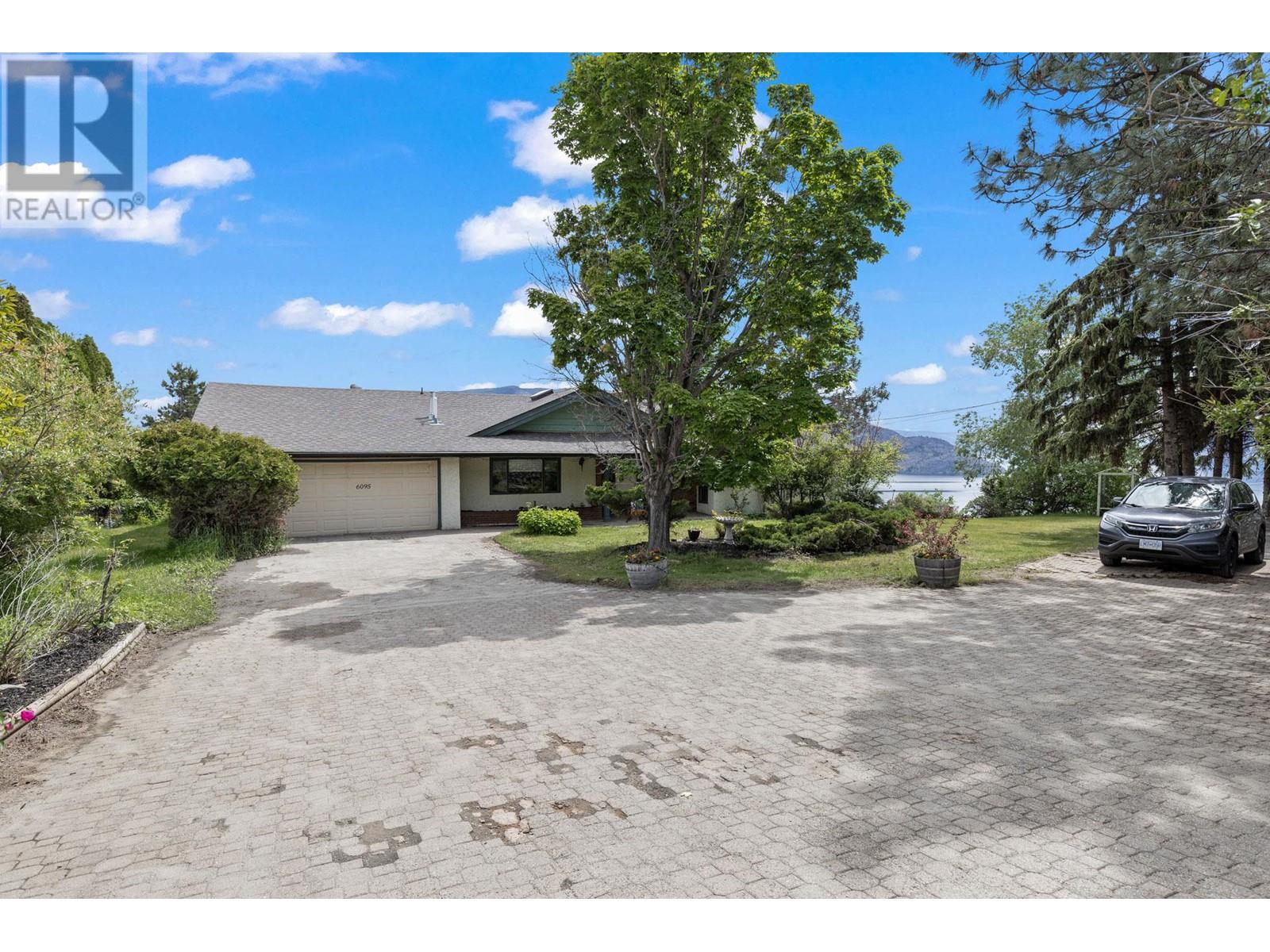 6095 Jackson Crescent, Peachland, British Columbia V0H1X4 For Sale