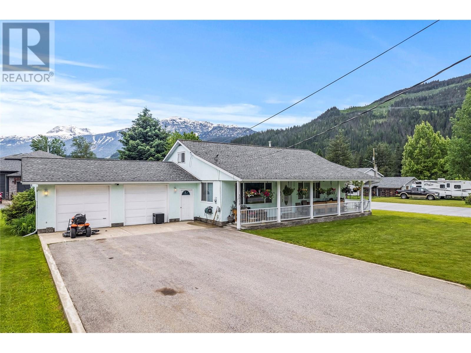 3015 Laforme Boulevard, Revelstoke, British Columbia V0E2S0 For Sale