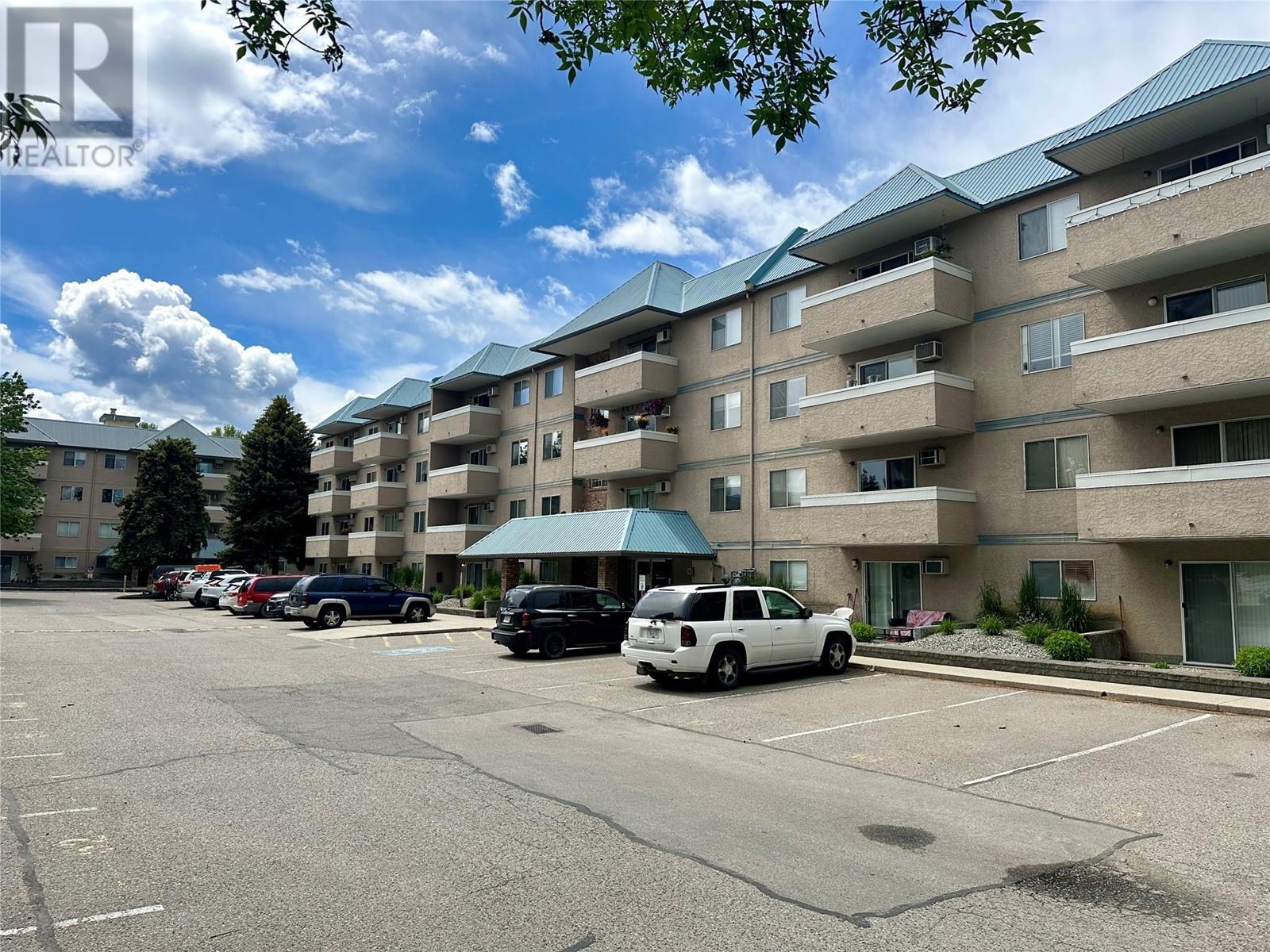 203 3160 De Montreuil Court, Kelowna, British Columbia V1W3W3 For