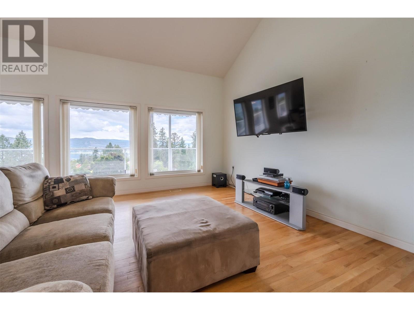 3018 Debeck Road, Naramata, British Columbia V0H1N1 For Sale HouseSigma