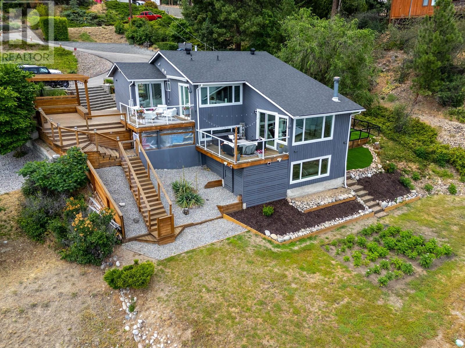 Stuart Crescent Map 6427 Stuart Crescent, Peachland, British Columbia V0H1X7 For Sale ...