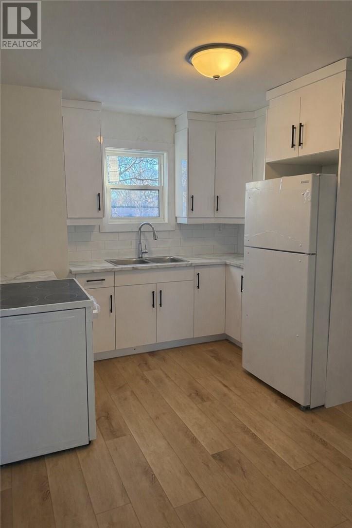 301 Hemlock Street, Sudbury 2