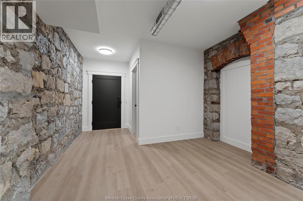 Unit 102 - 247 BROCK STREET, Amherstburg 3