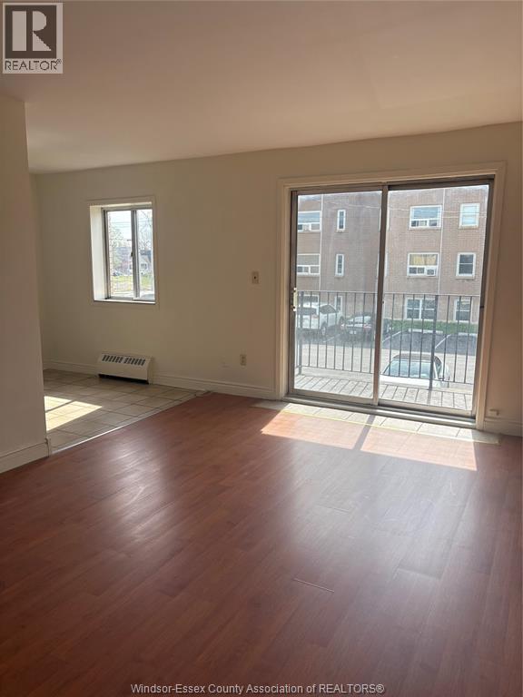 Unit 210 - 6490 WYANDOTTE East, Windsor 4