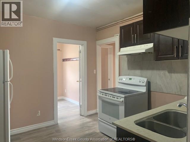 Unit 2 - 1006 WINDSOR AVENUE, Windsor 3