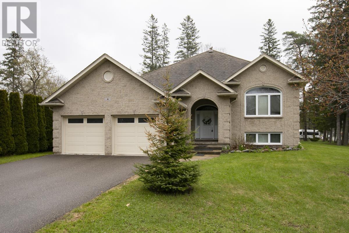 4 Parkdale DR, Sault Ste. Marie 2