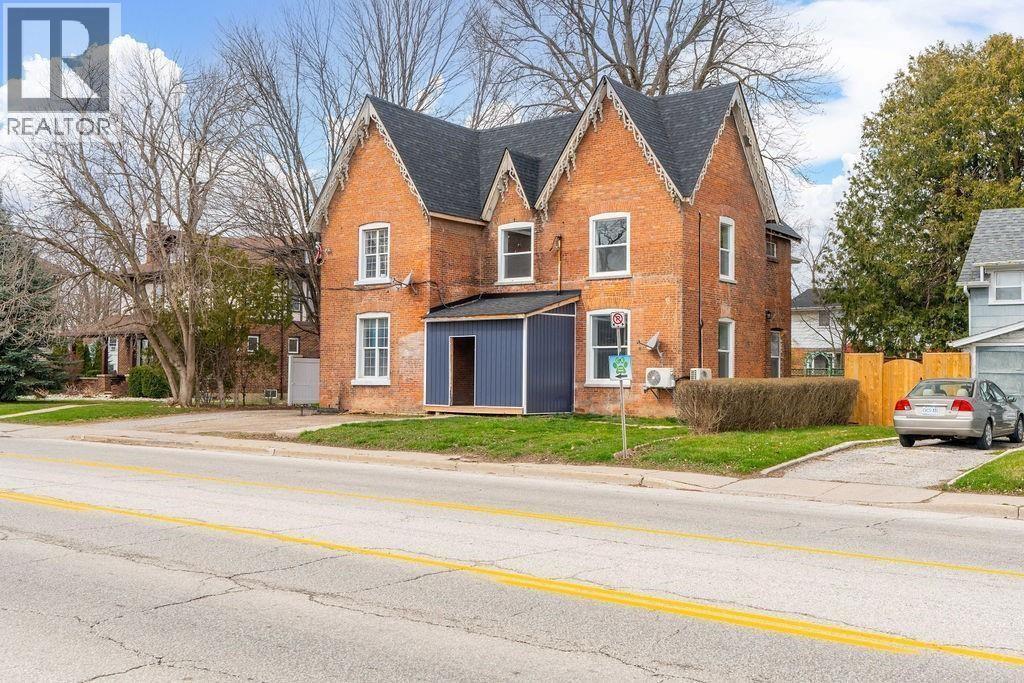 Unit 5 - 131 Margaret AVENUE, Wallaceburg 2