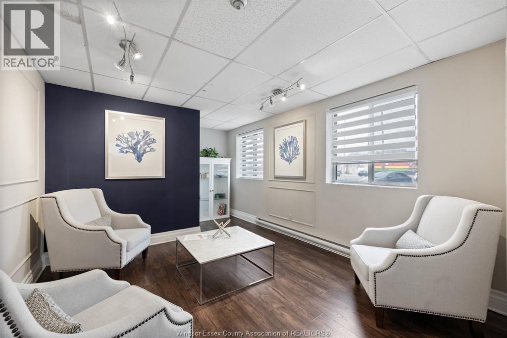 Unit 306 - 3950 WYANDOTTE STREET East, Windsor 4