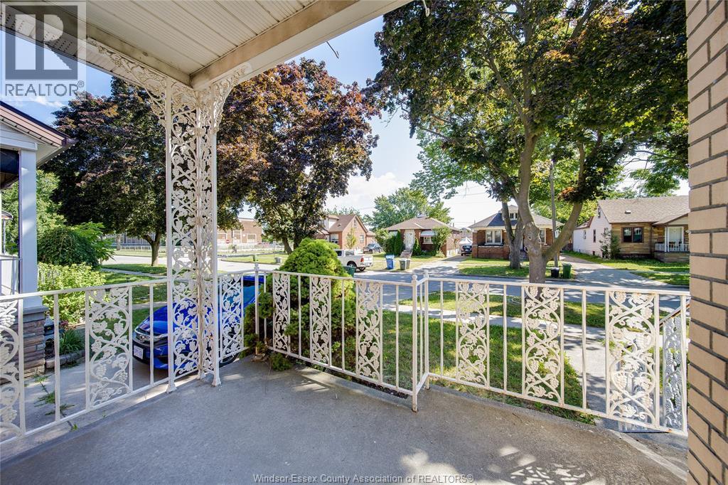 Unit LOWER - 1715 ALEXIS, Windsor 3