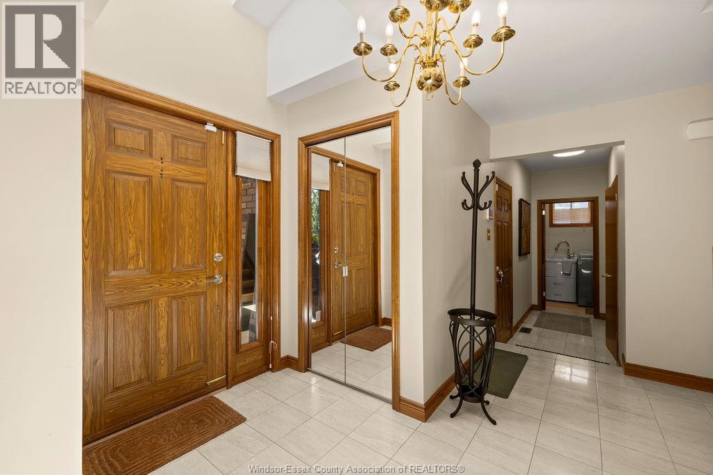534 MICHAEL CRESCENT, LaSalle 5