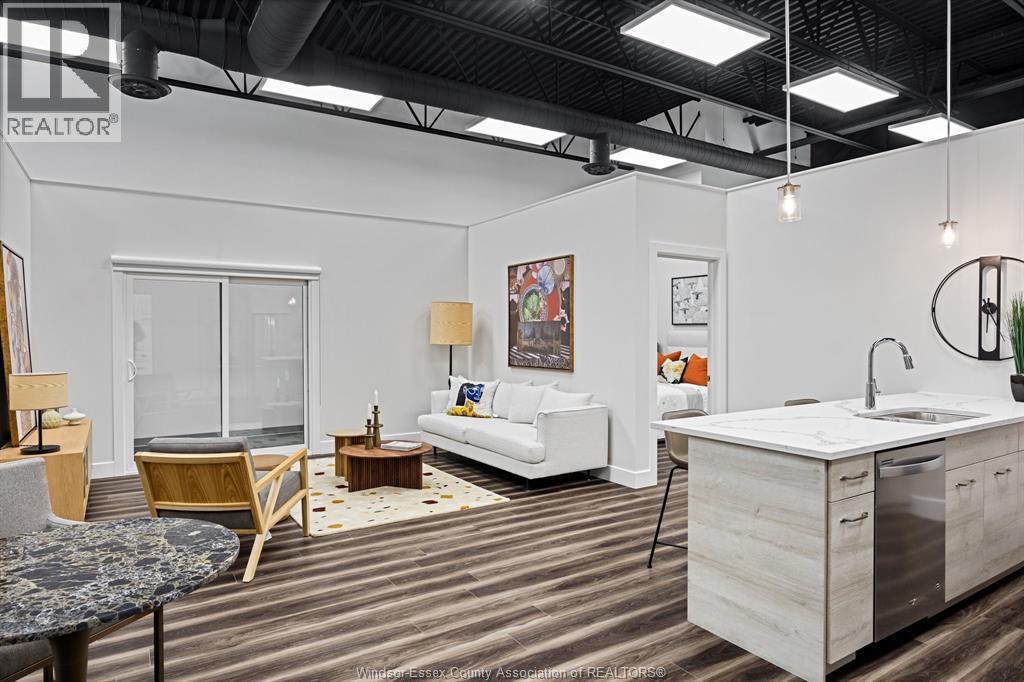Unit 202 - 800 BEACHSIDE DRIVE, Lakeshore 2
