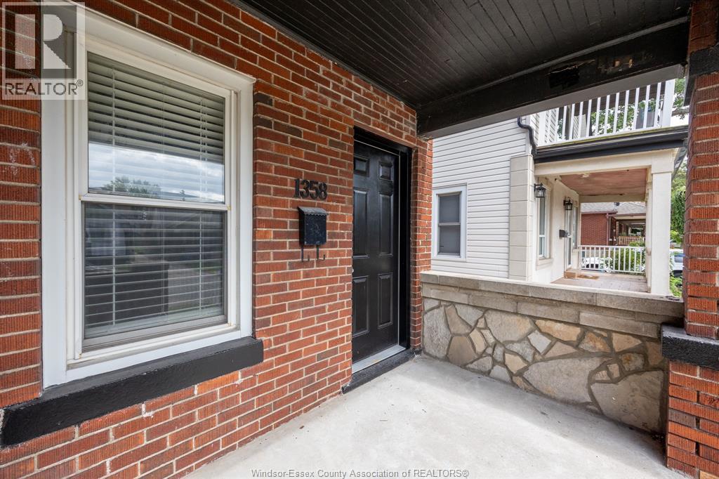 Unit UPPER - 1358 PIERRE, Windsor 4