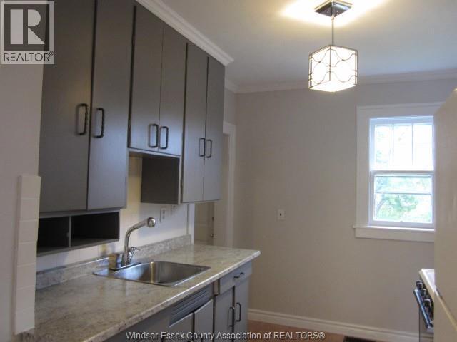 743 RANDOLPH, Windsor 4