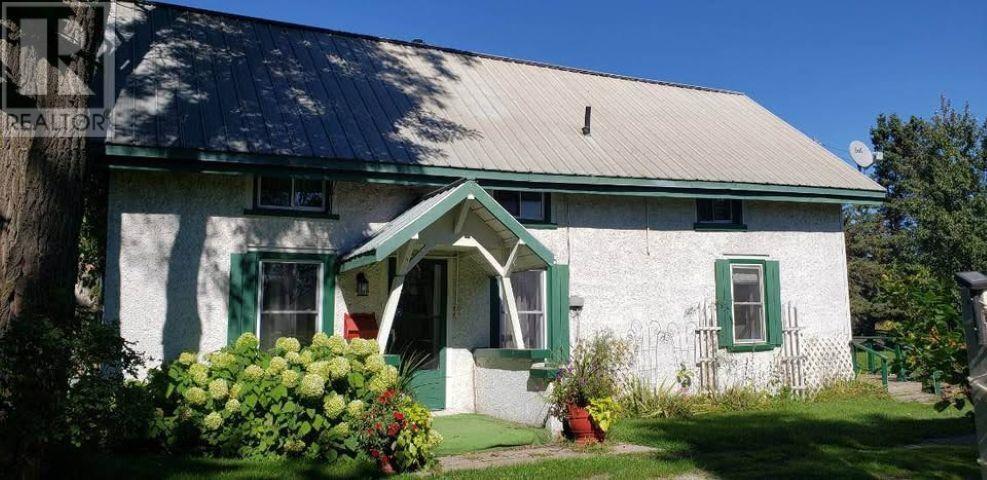 202 Allens Side RD, Sault Ste. Marie 1
