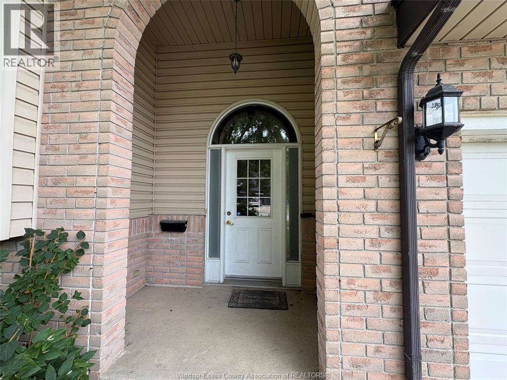 Unit LOWER - 2141 LONGFELLOW, Windsor 3