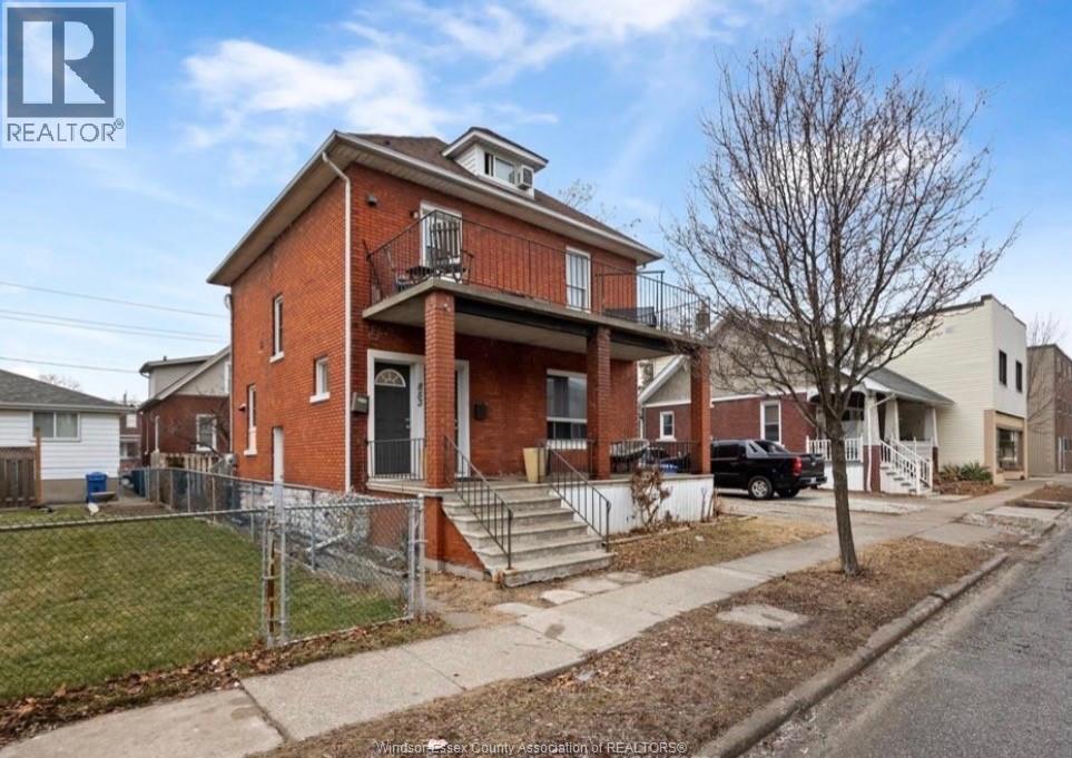 Unit 2 - 853 PILLETTE, Windsor 2