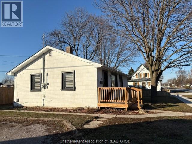 119 Lorne AVENUE, Wallaceburg 5