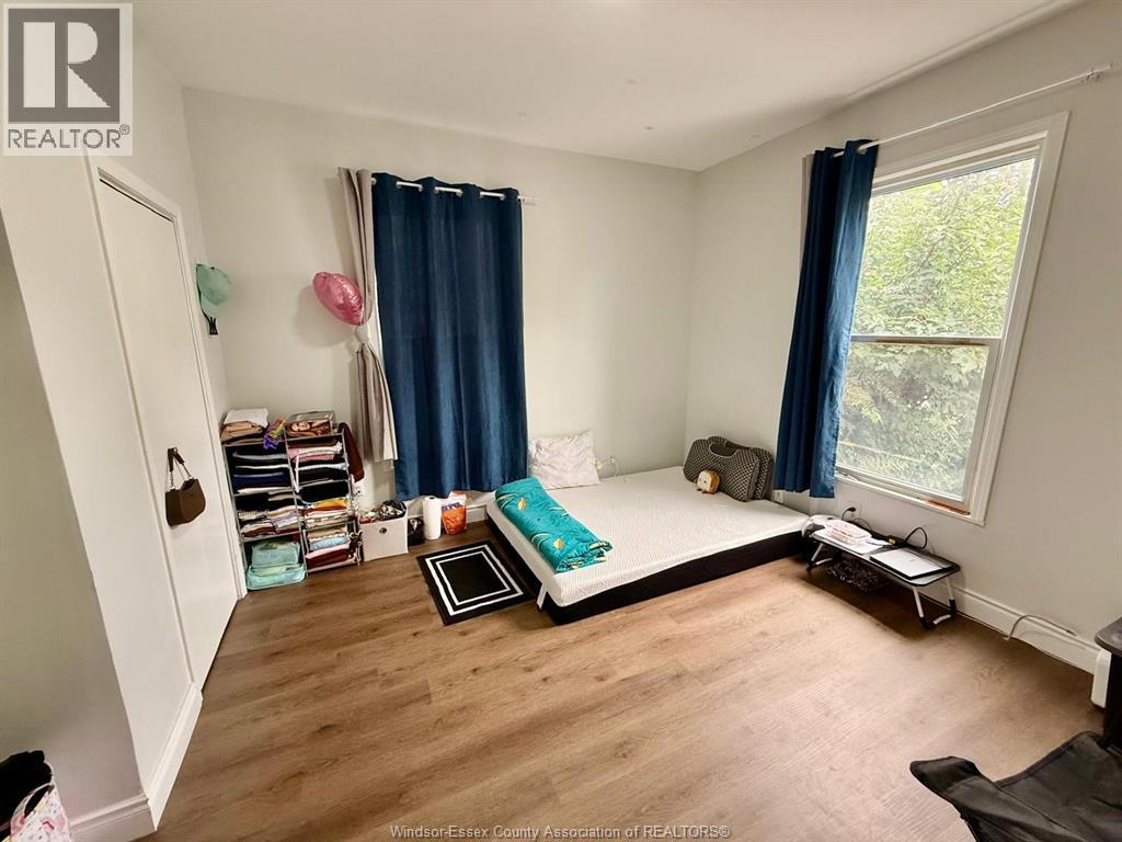 Unit MAIN - 722 Dougall AVENUE, Windsor 4