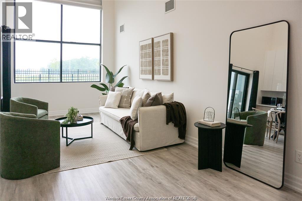 Unit 611 - 4400 LAURIER PARKWAY, LaSalle 4