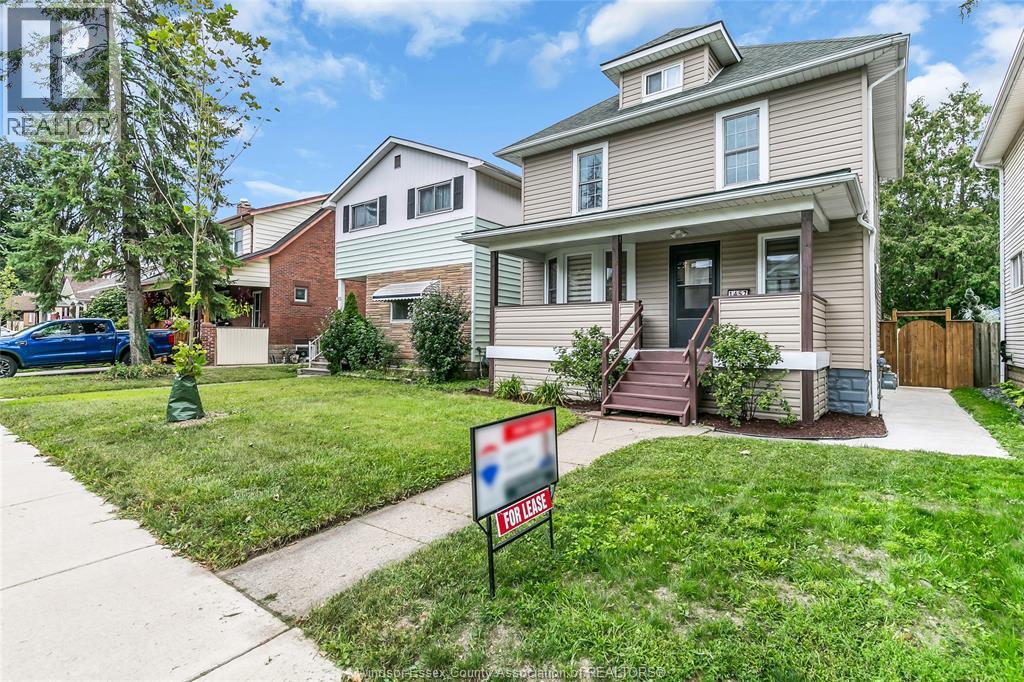1457 DOUGALL, Windsor 3