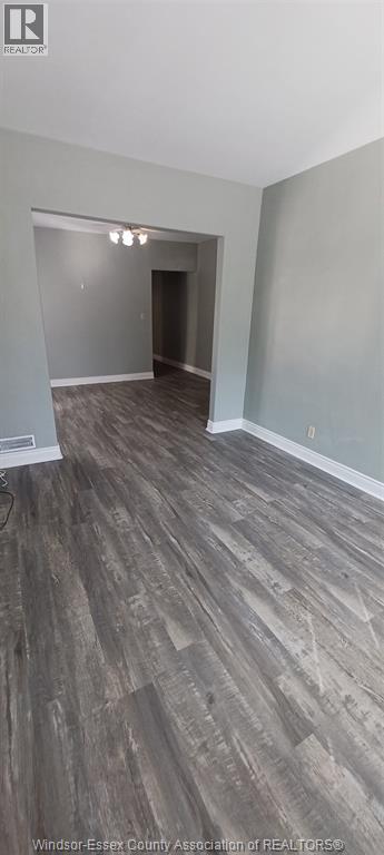 Unit 2 - 387 PARTINGTON, Windsor 4