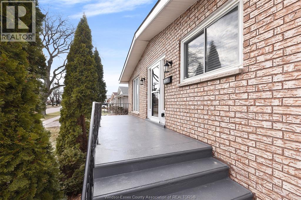 Unit LOWER - 10820 MULBERRY DRIVE, Windsor 2