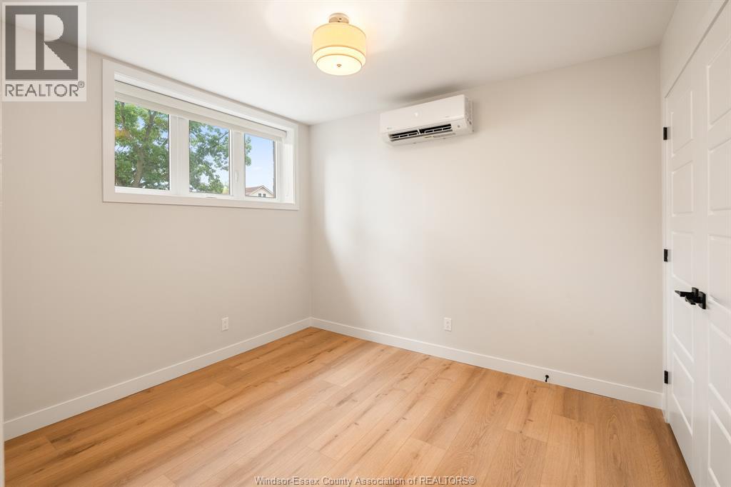 Unit 1 - 1711 Ford BOULEVARD, Windsor 5