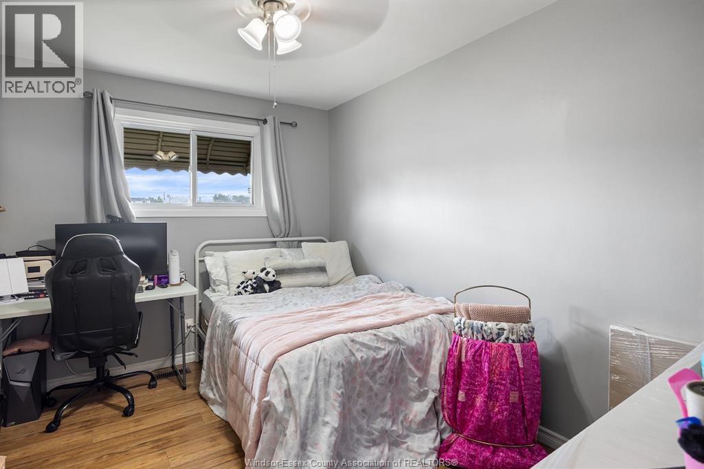 399 ST. PETER STREET, Lakeshore 5