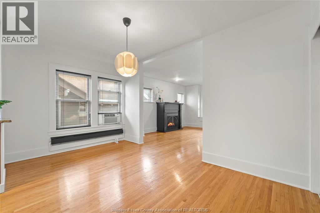 Unit 2 - 269 RANDOLPH, Windsor 4