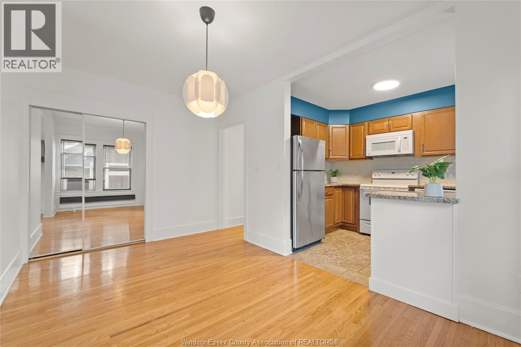 Unit 2 - 269 RANDOLPH, Windsor 5