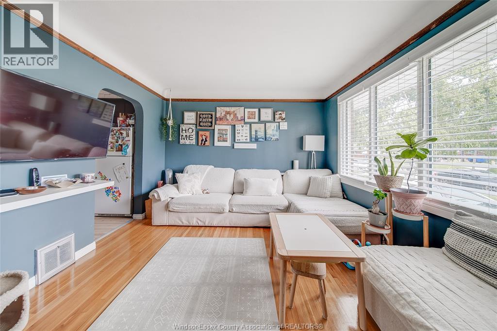 Unit UPPER - 1215 CHAPPELL, Windsor 3
