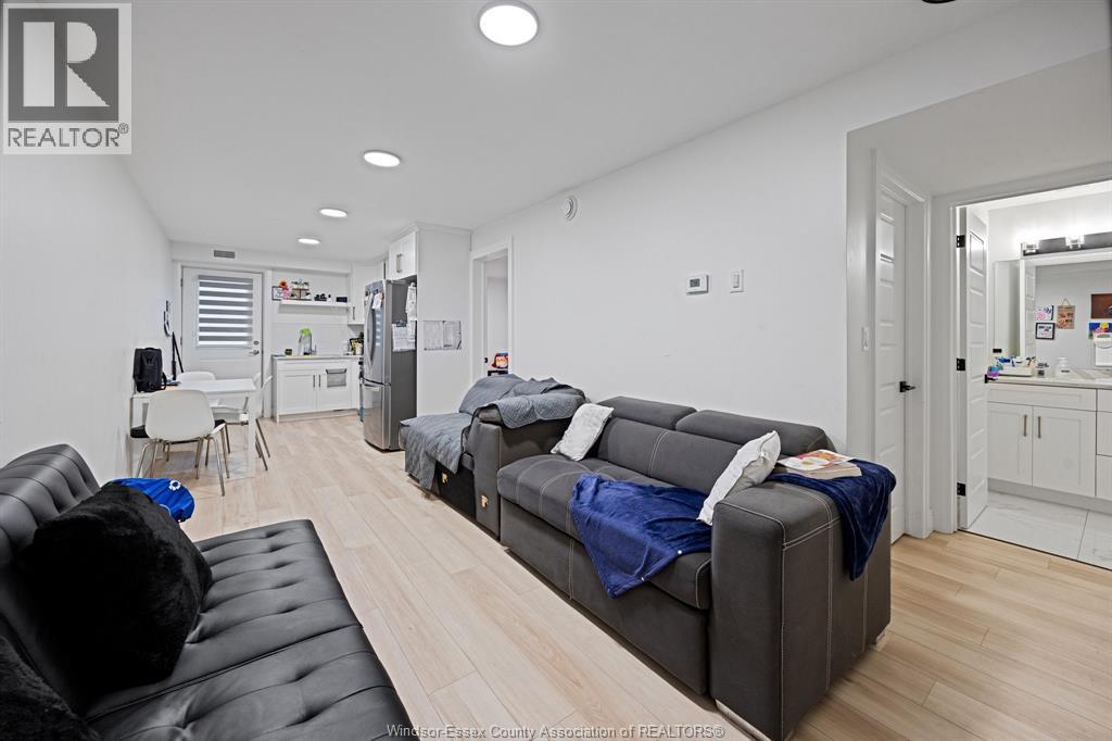 Unit LOWER - 2224 FRASER, Windsor 5