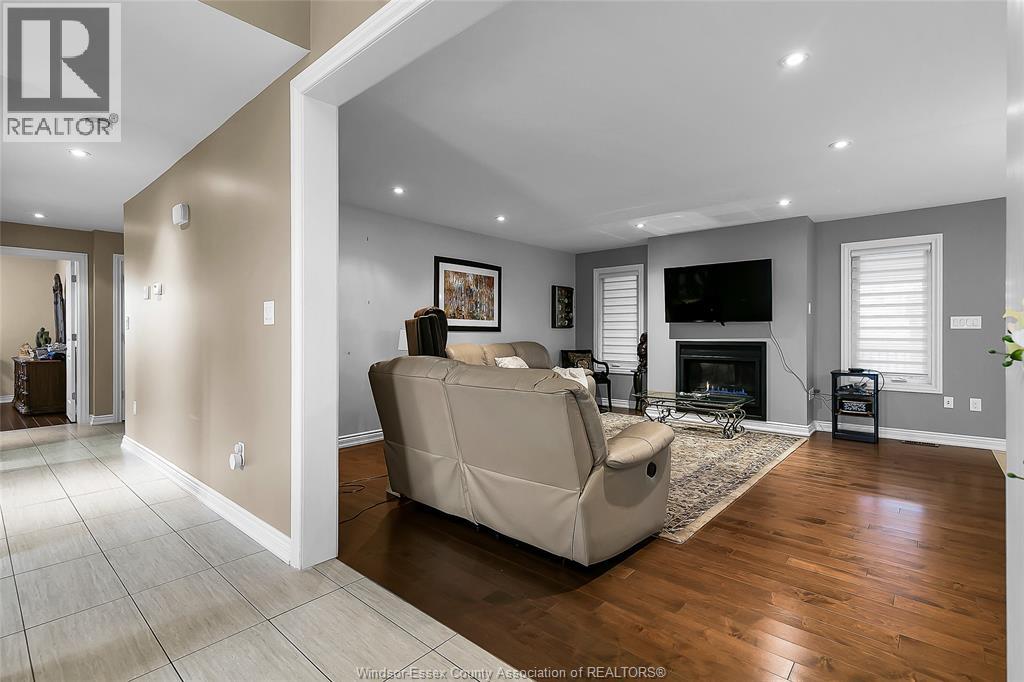 Unit UPPER - 4601 8TH CONCESSION, Maidstone 5