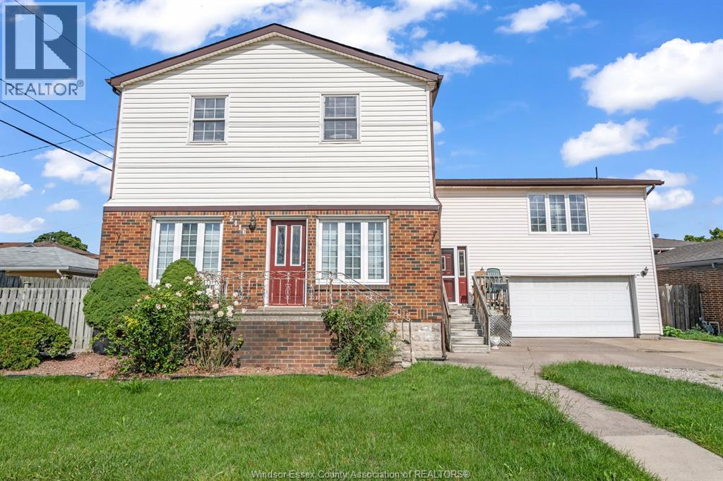 2416 MERCER STREET, Windsor 2