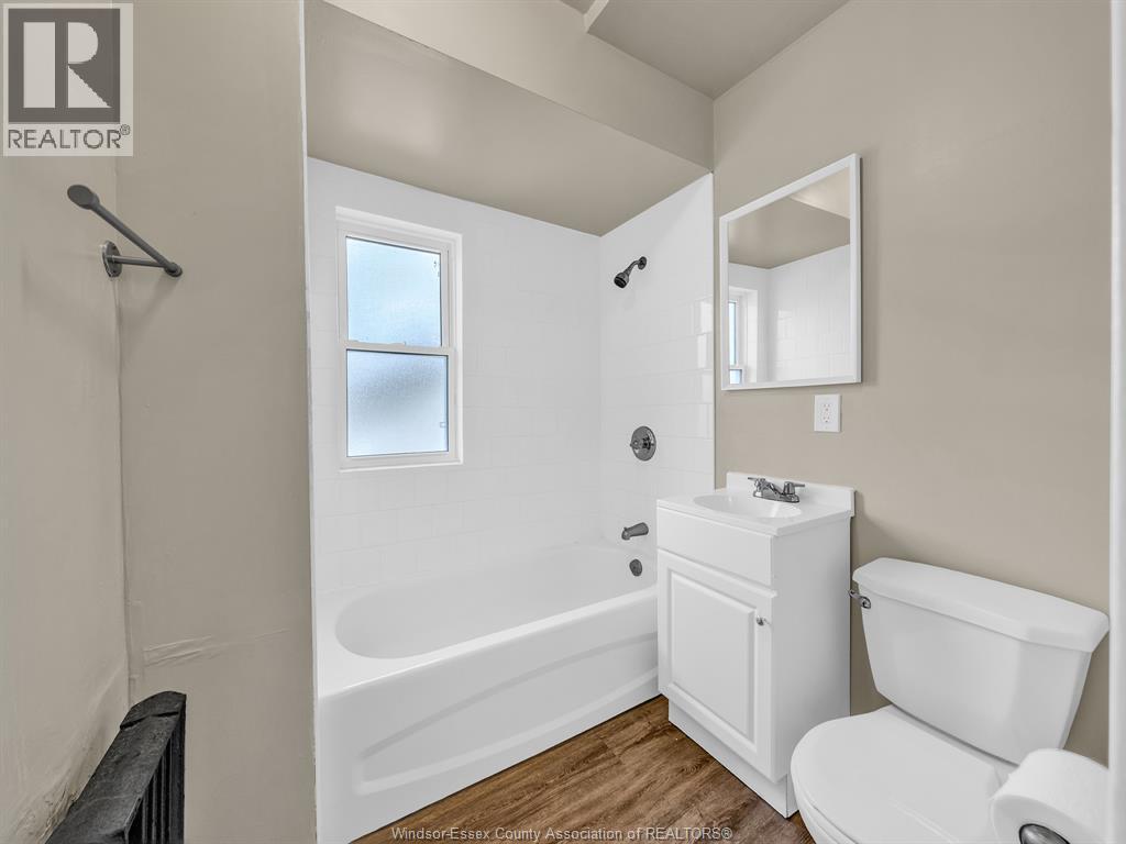 669 Park, Windsor 5