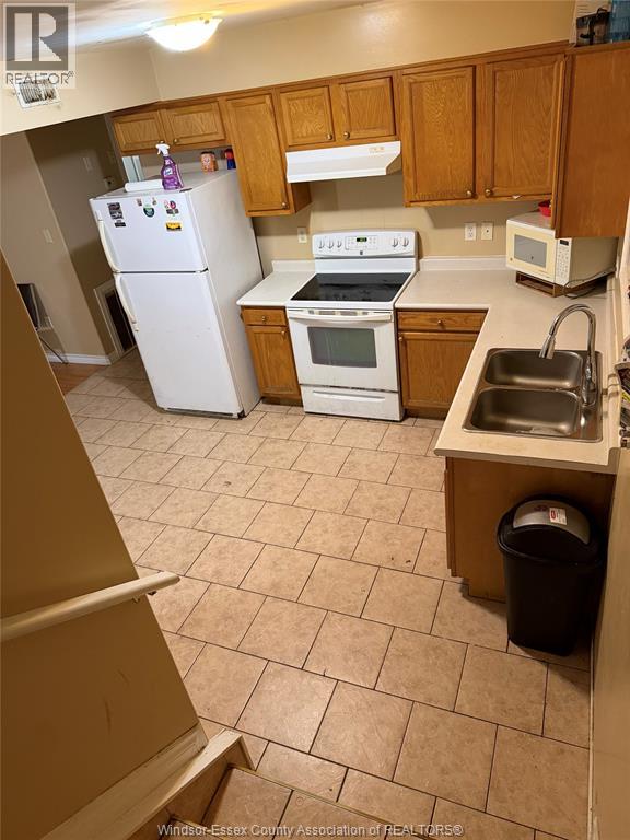 Unit 4 - 680 CAMERON AVENUE, Windsor 4