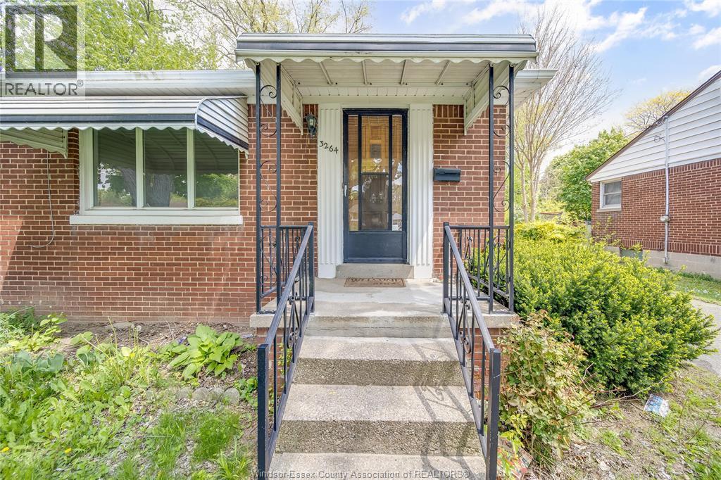 3264 DOMINION BOULEVARD, Windsor 3