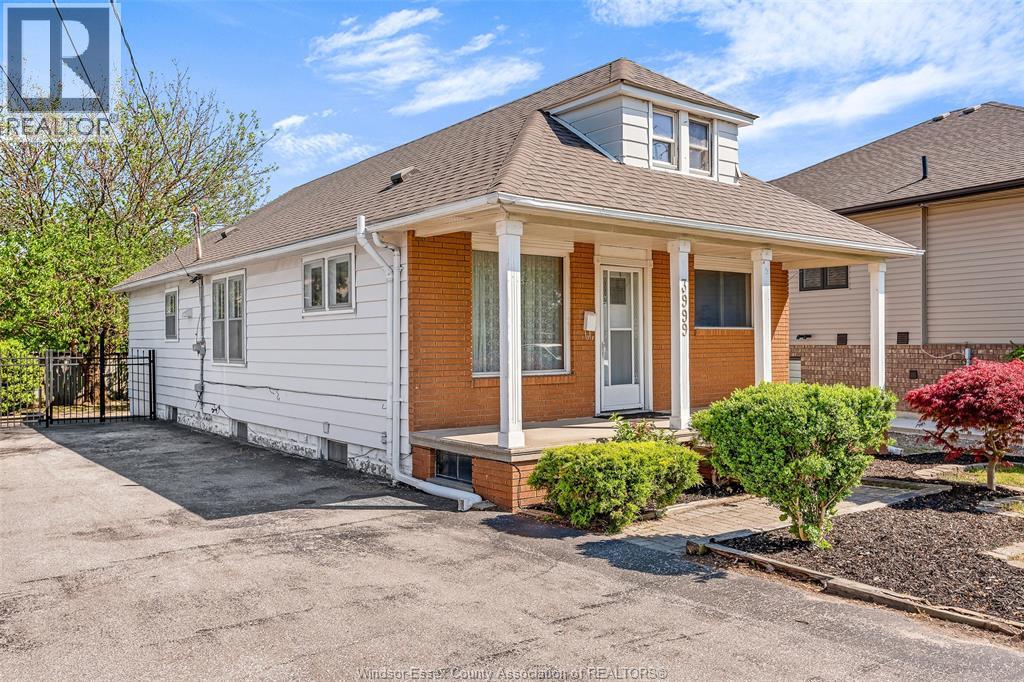3999 GRAND MARAIS, Windsor 4