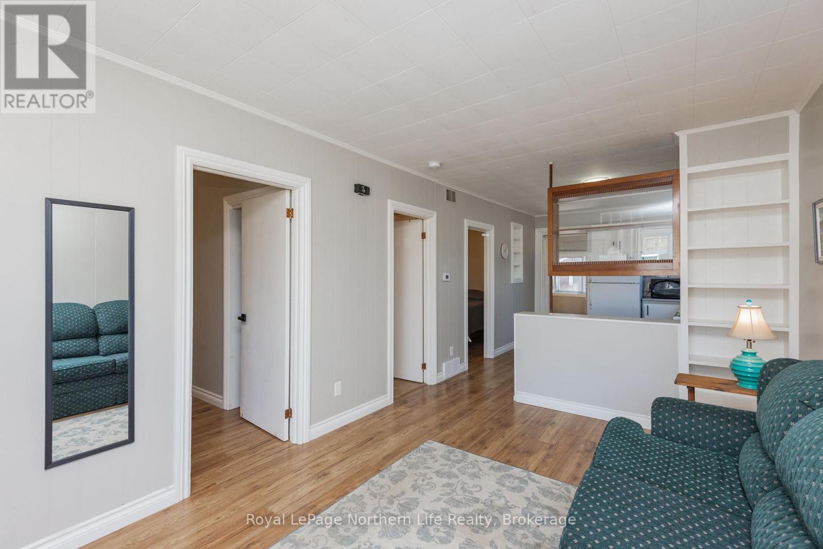 581A BANNER AVENUE, North Bay (Ferris) 3