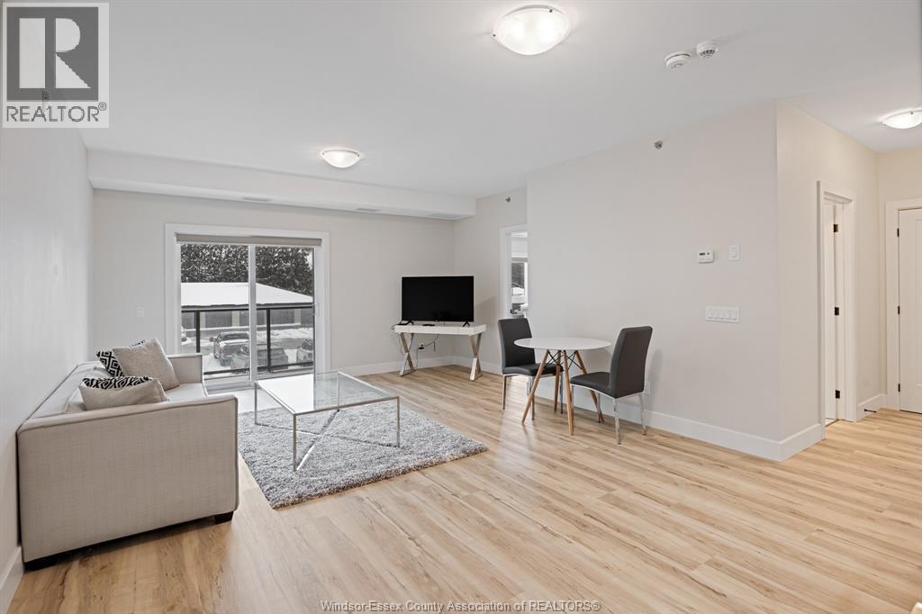 Unit 408 - 190 MAIN STREET East, Kingsville 3
