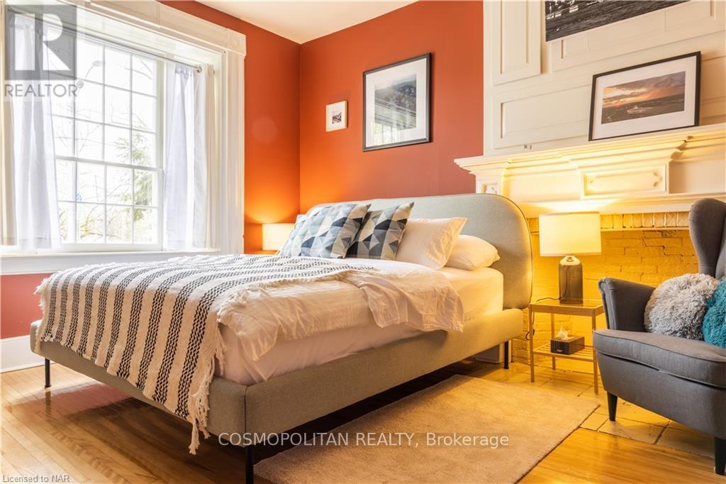 SECOND BEDROOM - 3800 BRIDGEWATER STREET, Niagara Falls (Chippawa) 5