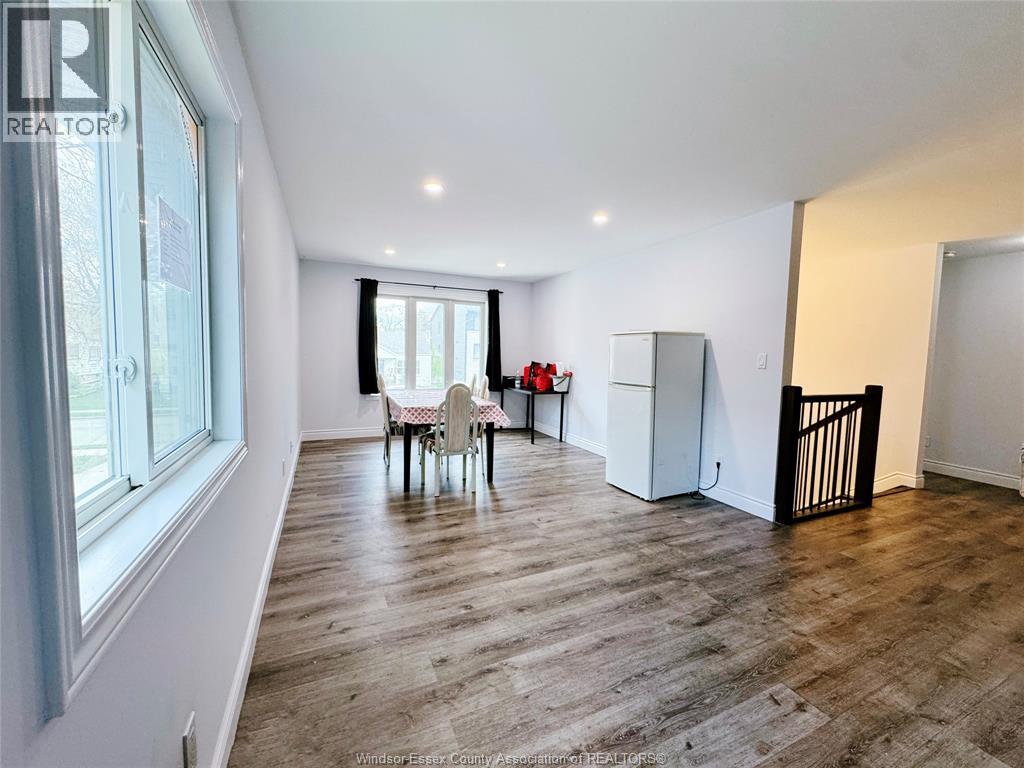 Unit ROOM 1 - 475 JOSEPHINE, Windsor 3