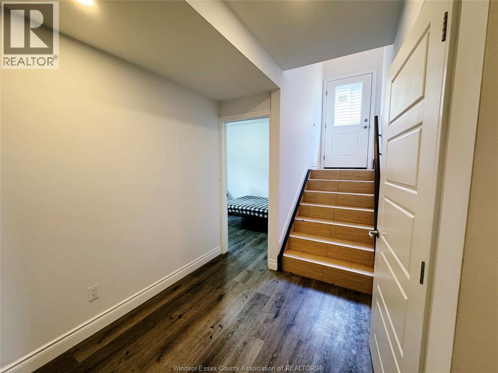 Unit LOWER - 475 JOSEPHINE, Windsor 3