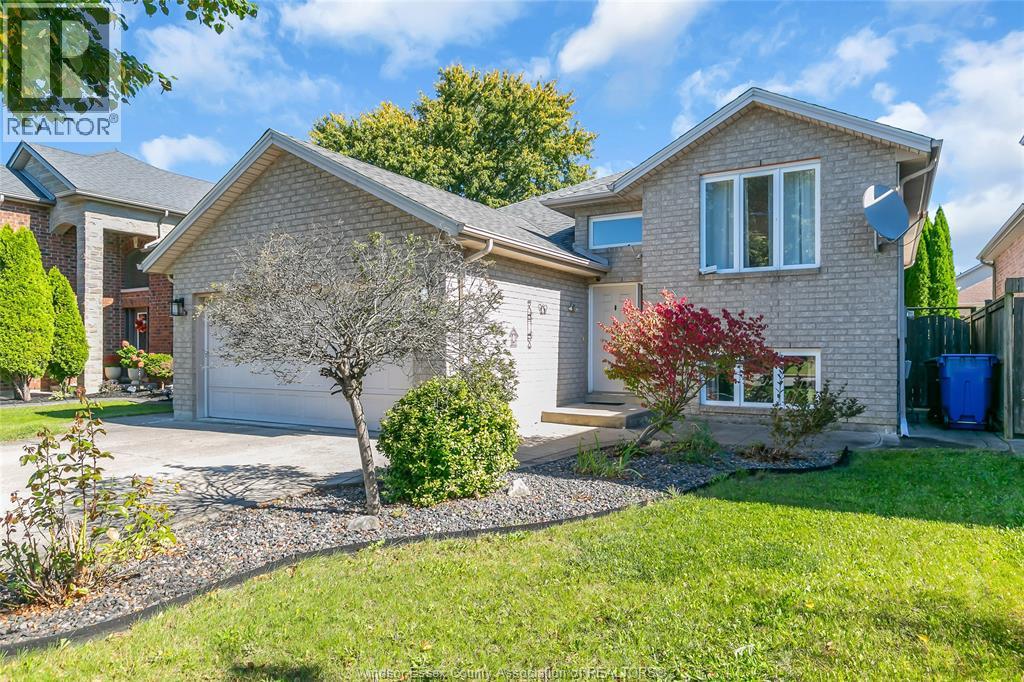 2292 ASKIN AVENUE, Windsor 2