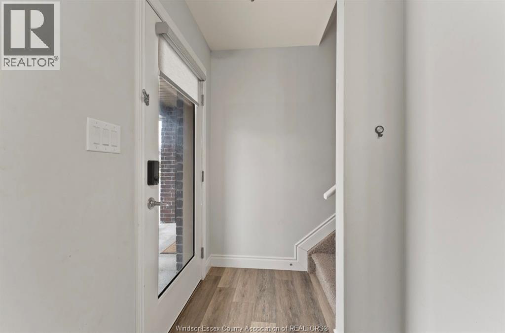 Unit 2 - 204 BEECHWOOD, Lakeshore 2