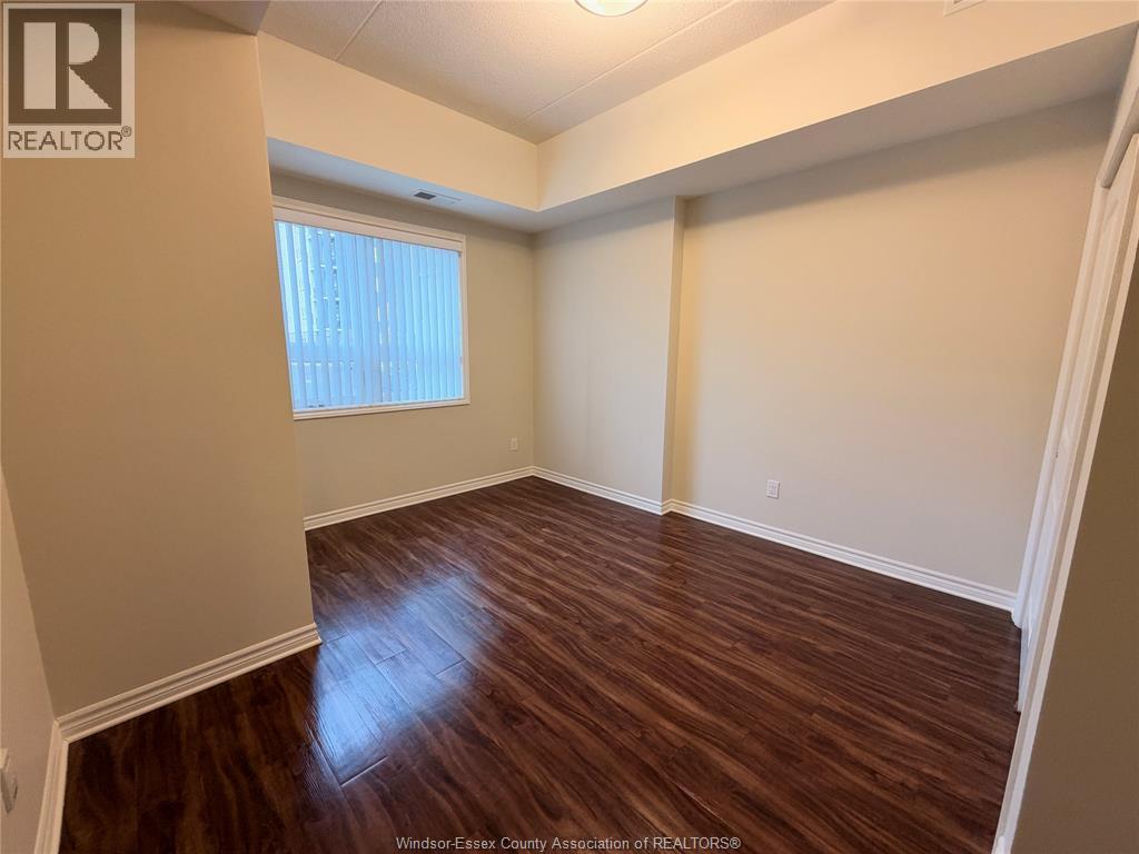 Unit 412 - 550 Park AVENUE West, Chatham 5