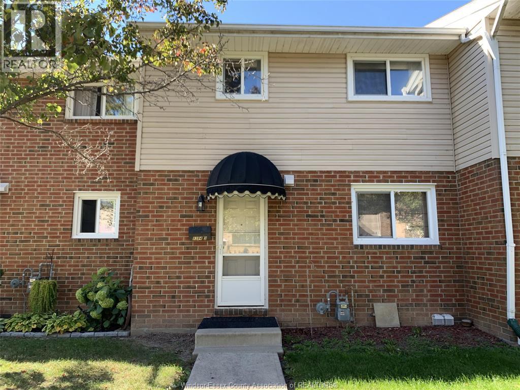 Unit 3 - 9394 ESPLANADE DRIVE, Windsor 1