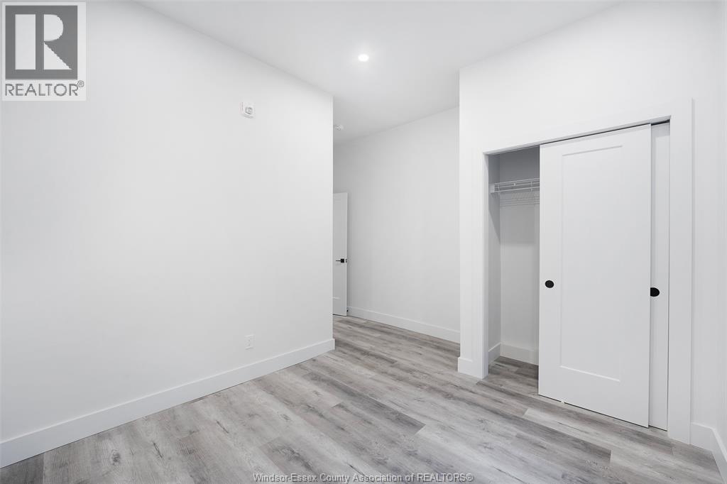 930 MARION, Windsor 4