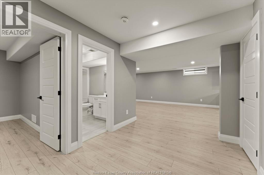 Unit LOWER - 4416 BELMONT AVENUE, Comber 5